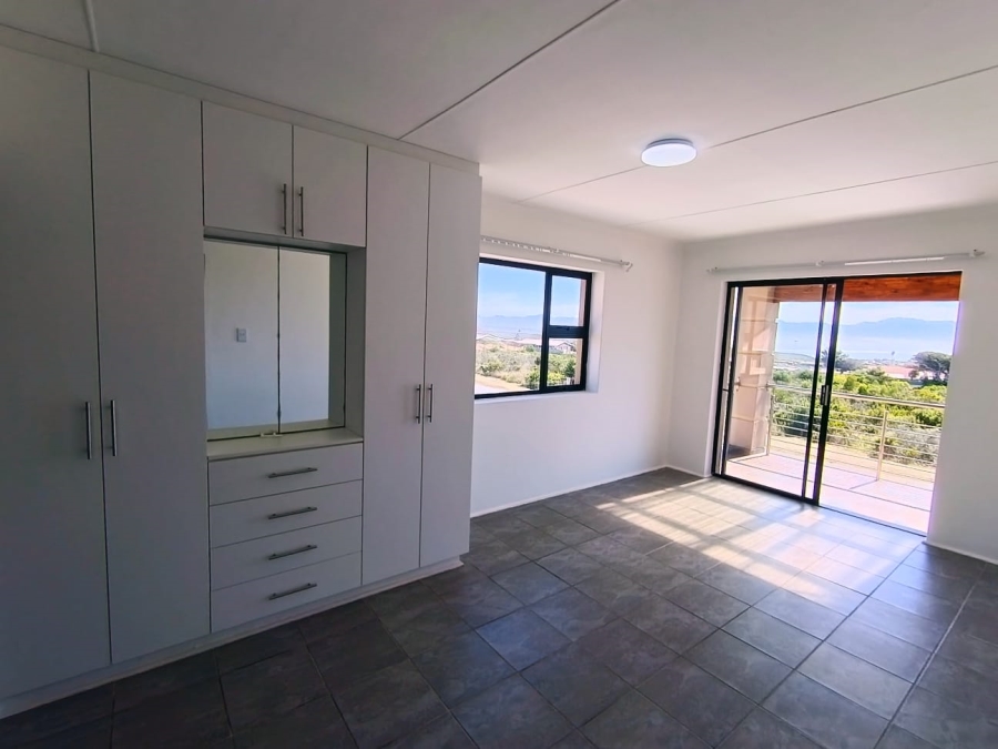 3 Bedroom Property for Sale in Heiderand Western Cape